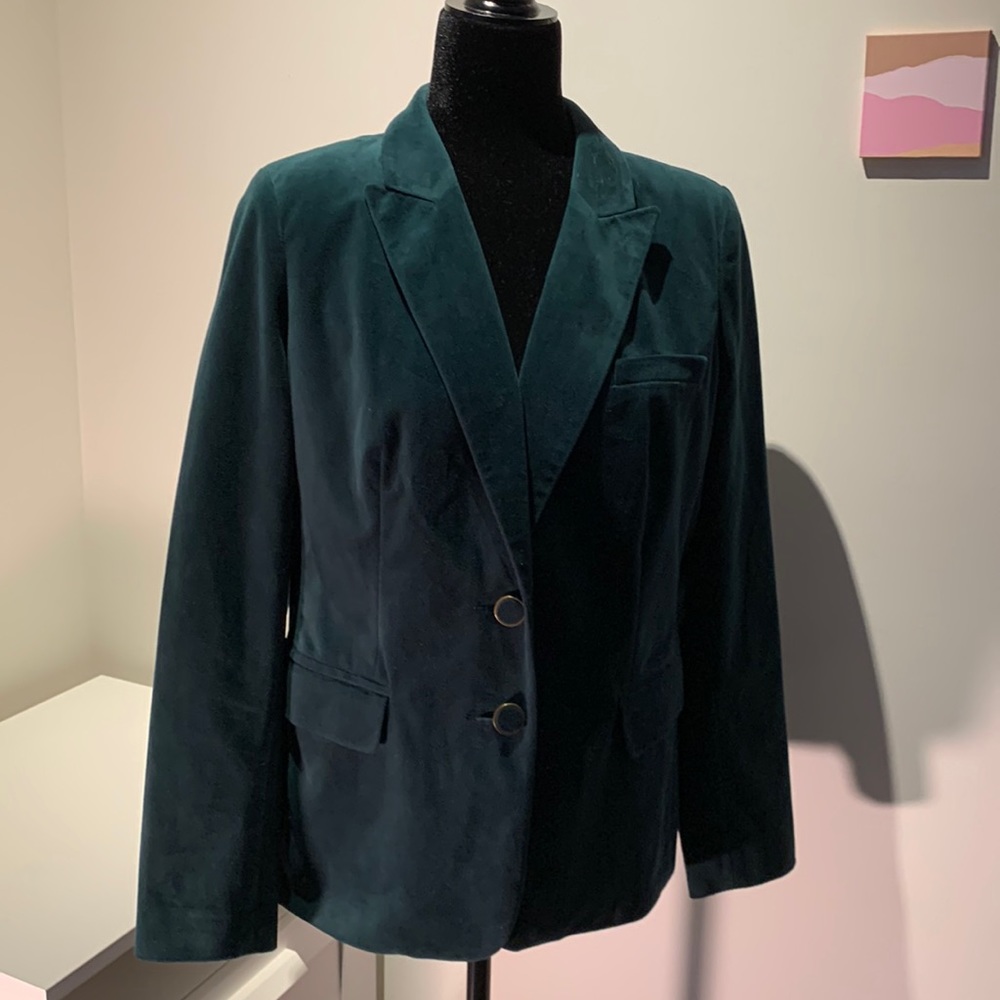 Green velvet blazer